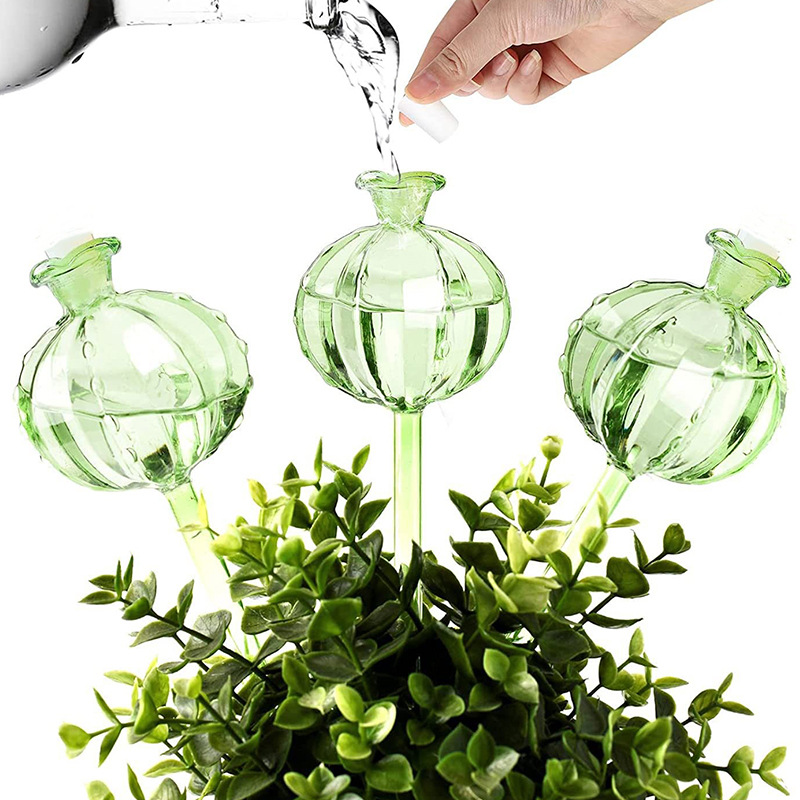 Urban Farming System - Bombillas de Riego Automático para Plantas